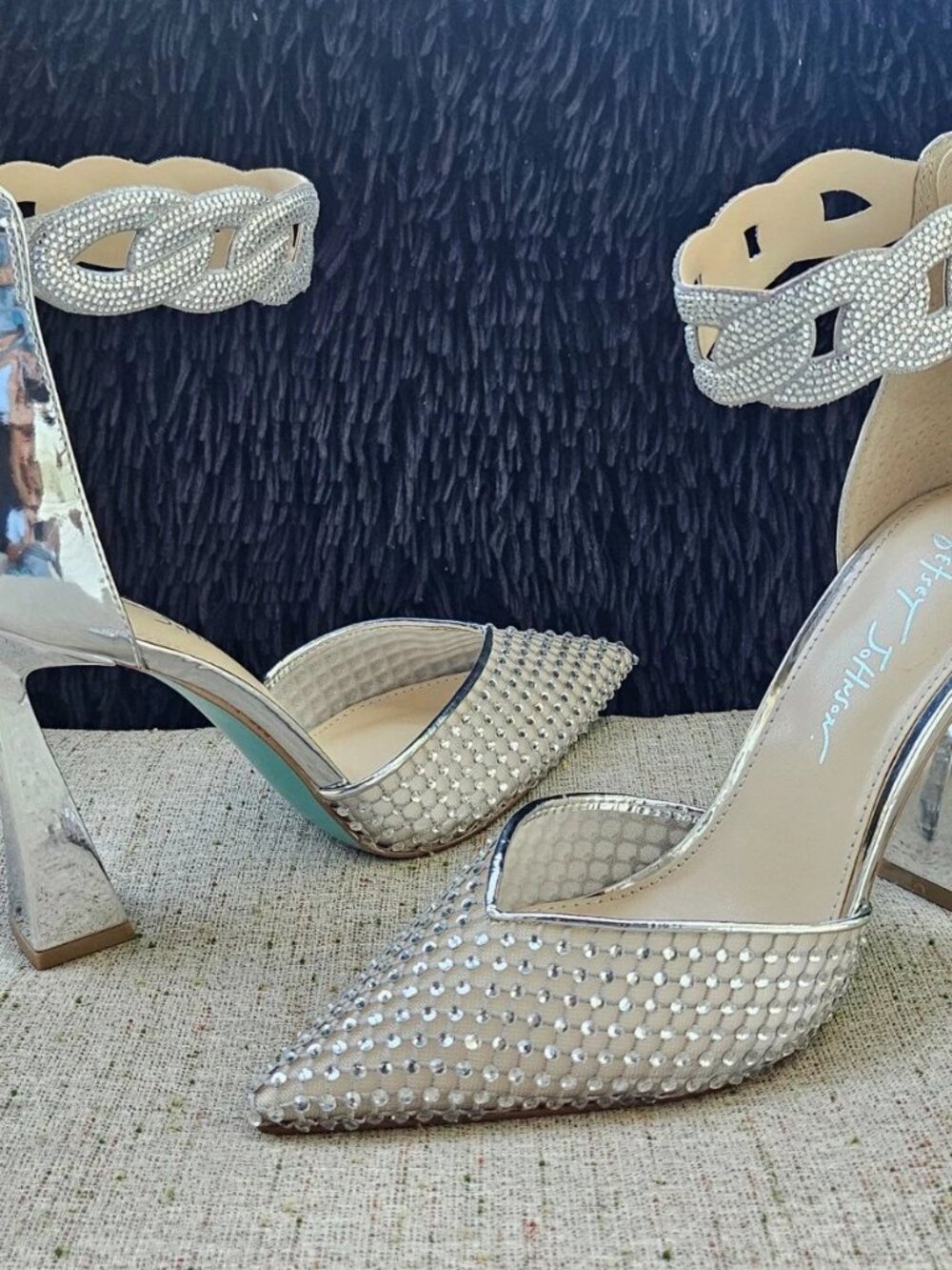 Betsey Johnson Women Pump Sandal Silver RHINESTONE Bridal Heel Shoe Size 8.5M - Picture 2 of 13